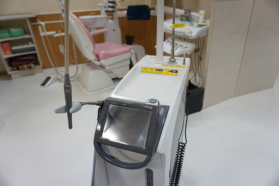 レーザー治療器
